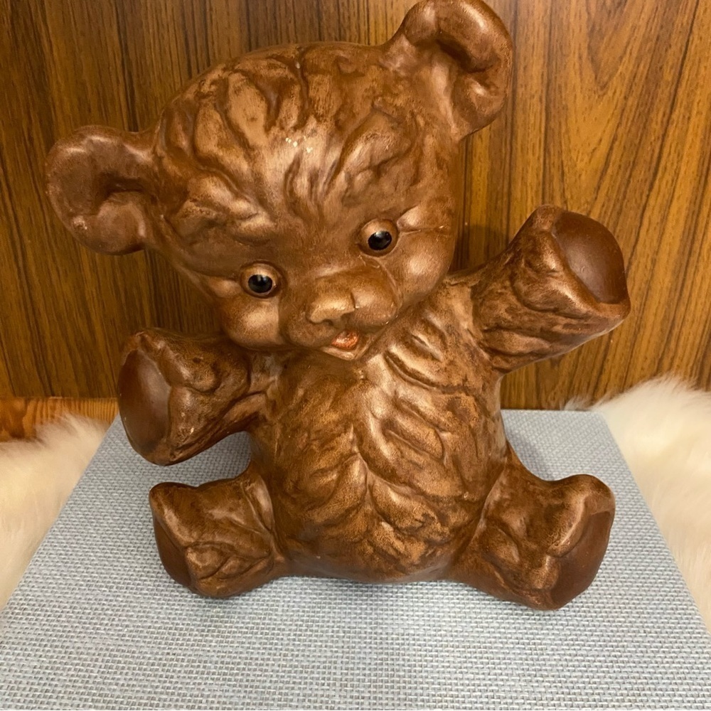 🛍️3/$30 Vintage hand painted brown ceramic hollow bear